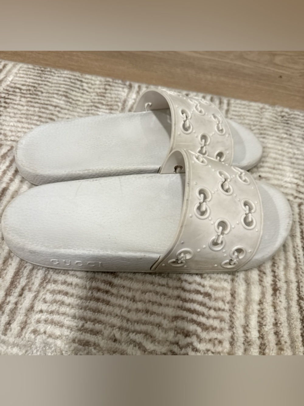 GUCCI White Slide Sandals - Women